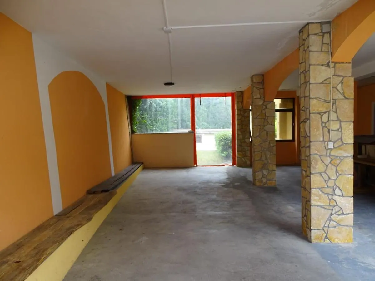 Zana Apartments Stan Trigraci