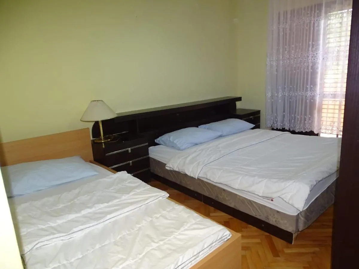Zana Apartments Stan Trigraci